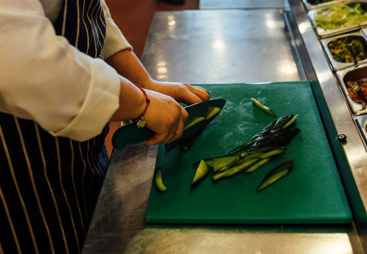 Frankie & Benny staff preparing food